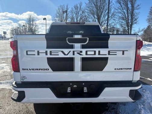 2021 Chevrolet Silverado 1500 Custom