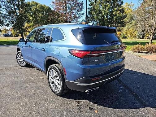 2025 Buick Enclave Preferred FWD