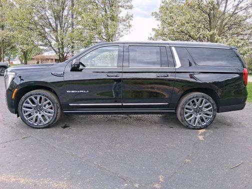 Onyx Black 2026 GMC Yukon XL Denali Ultimate