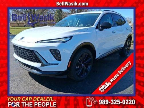 Iridescent White Tricoat 2026 Buick Envision Sport Touring AWD
