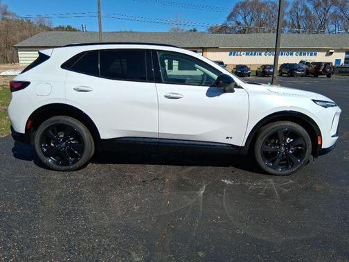 Iridescent White Tricoat 2026 Buick Envision Sport Touring AWD