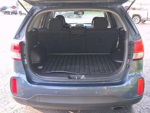Wave Blue 2015 Kia Sorento LX
