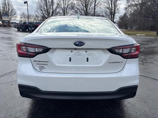 2021 Subaru Legacy Base