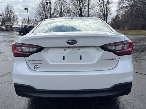 2021 Subaru Legacy Base
