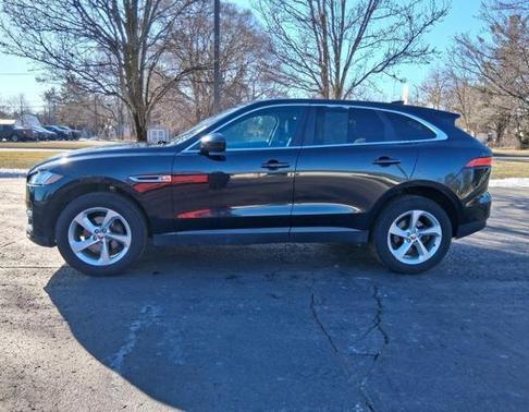 Narvik Black 2019 Jaguar F-PACE 25t