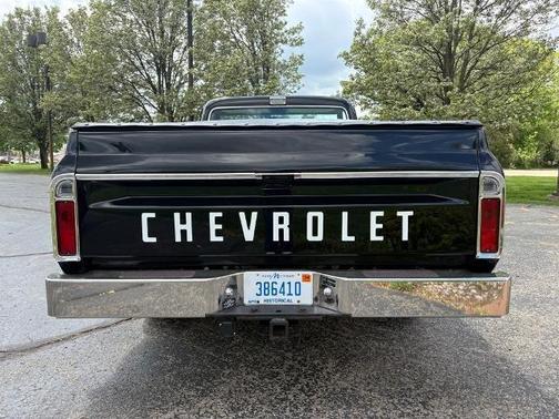 1972 Chevrolet C10/K10 Base