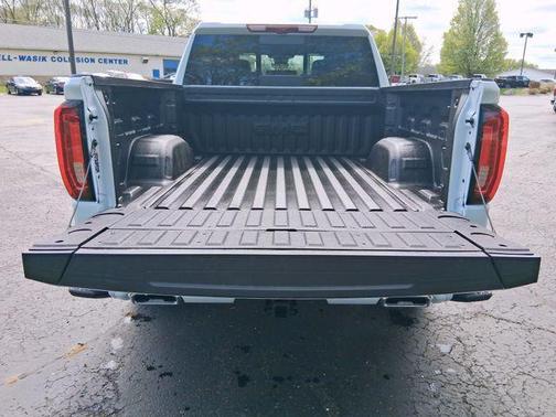 Glacier White Tricoat 2026 GMC Sierra 1500 Denali Ultimate