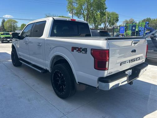 White Platinum Metallic Tri-Coat 2019 Ford F-150 Lariat