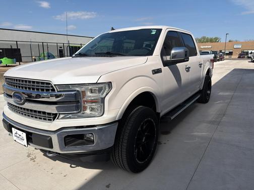 White Platinum Metallic Tri-Coat 2019 Ford F-150 Lariat