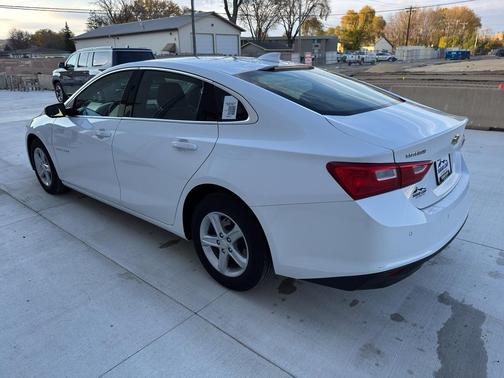 2024 Chevrolet Malibu FWD 1LT