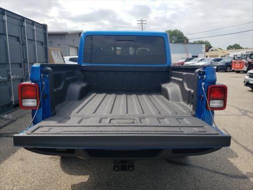 2025 Jeep Gladiator High Tide