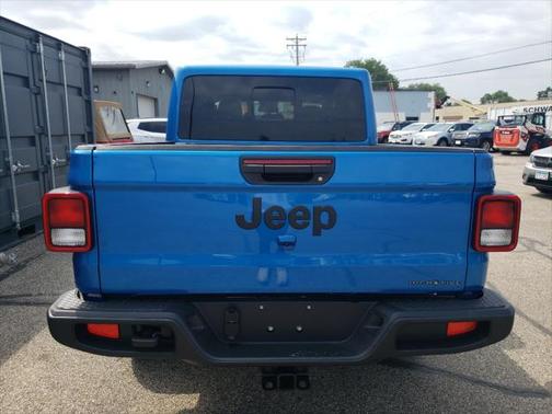 2025 Jeep Gladiator High Tide