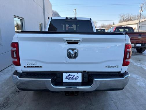 2022 RAM 3500 Laramie Crew Cab 4x4 6'4' Box