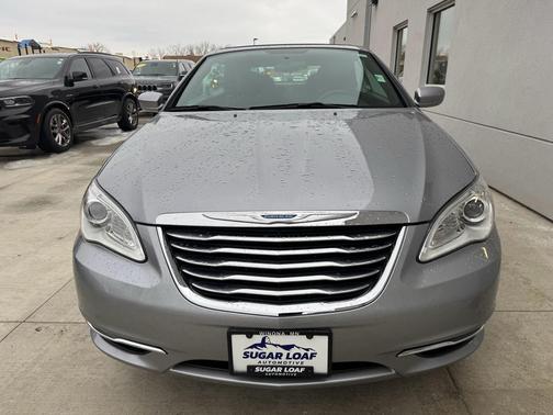 2013 Chrysler 200 Touring