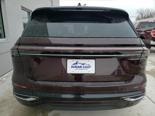 2024 Lincoln Nautilus Reserve