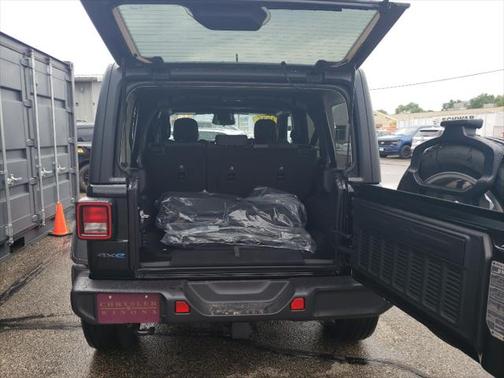 2025 Jeep Wrangler 4xe Sport S