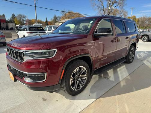 2023 Jeep Wagoneer L Series II 4x4