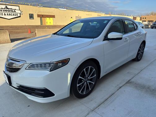 2017 Acura TLX w/Technology Package