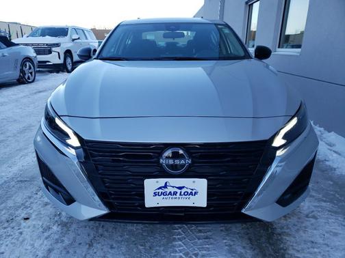 2025 Nissan Altima SV FWD