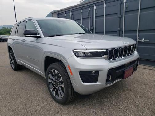 2025 Jeep Grand Cherokee Overland