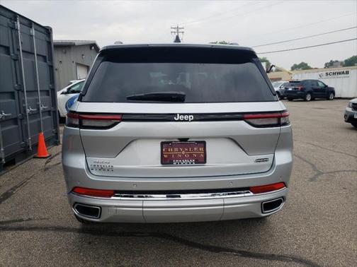 2025 Jeep Grand Cherokee Overland