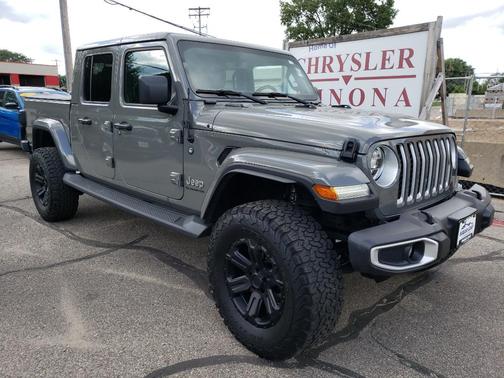 2022 Jeep Gladiator Overland