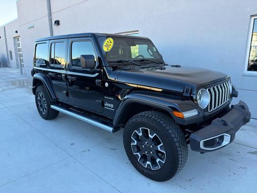 2024 Jeep Wrangler 4-Door Sahara 4x4