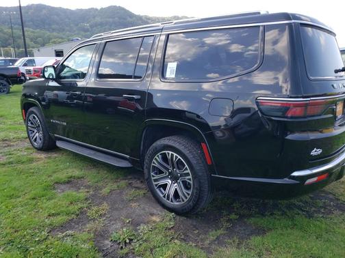2024 Jeep Wagoneer Series II 4x4