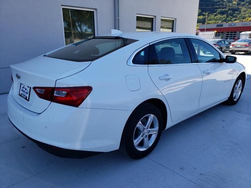 2024 Chevrolet Malibu FWD 1LT
