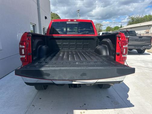 Flame Red Clearcoat 2024 RAM 2500 Big Horn Crew Cab 4x4 6'4' Box