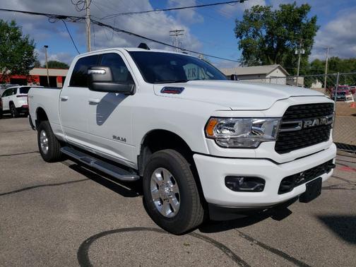 2024 RAM 2500 Big Horn Crew Cab 4x4 6'4' Box
