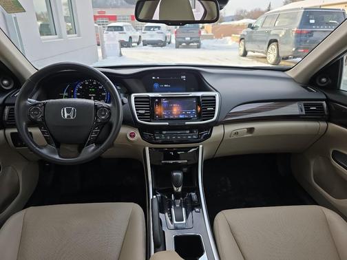 2017 Honda Accord Hybrid Touring