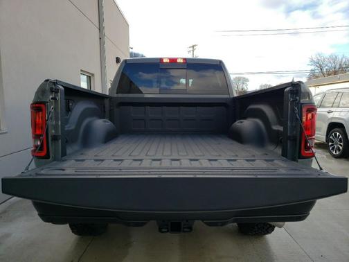 2026 RAM 2500 Warlock Crew Cab 4x4 6'4' Box
