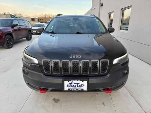 2020 Jeep Cherokee Trailhawk