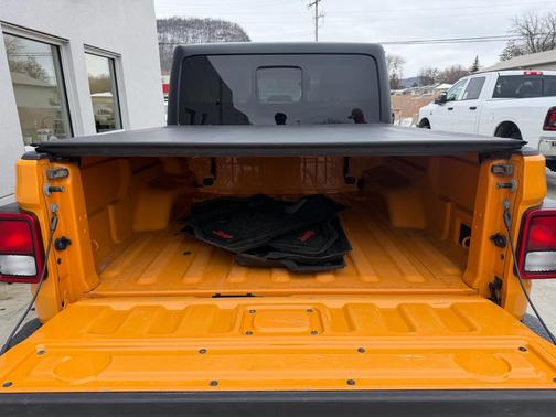 2021 Jeep Gladiator Mojave 4X4