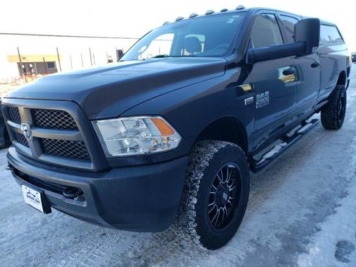 2018 RAM 2500 Tradesman Crew Cab 4x4 8' Box