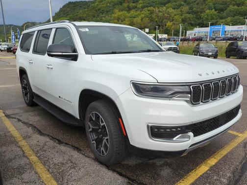 2025 Jeep Wagoneer L Series III 4x4