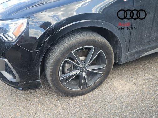 Mythos Black Metallic 2024 Audi Q3 Premium Plus