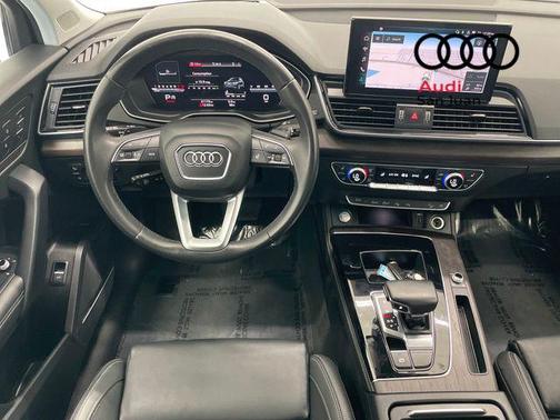 2022 Audi Q5 45 S line Prestige