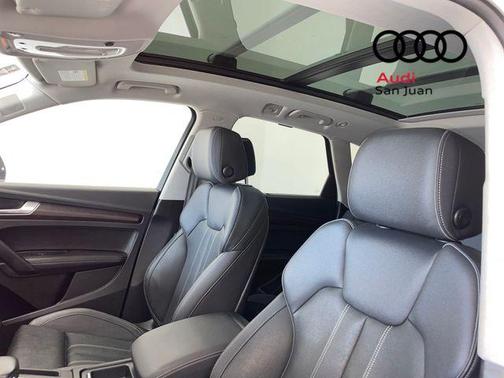 2022 Audi Q5 45 S line Prestige