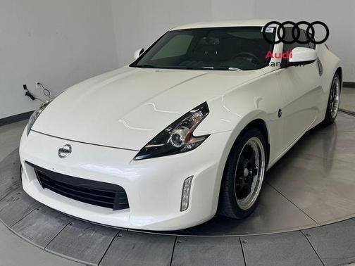 Pearl White Tricoat 2020 Nissan 370Z Base