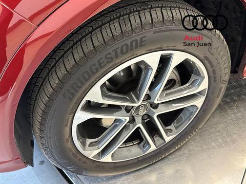 2025 Audi Q5 Premium TFSI quattro S tronic