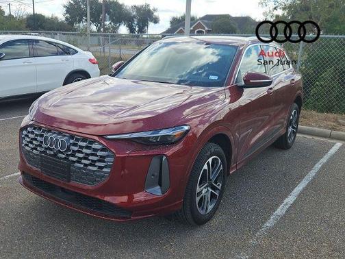 2025 Audi Q5 Premium TFSI quattro S tronic