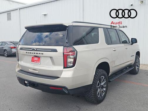 2023 Chevrolet Suburban 4WD Z71