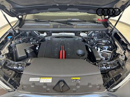 2025 Audi SQ5 3.0T Premium Plus