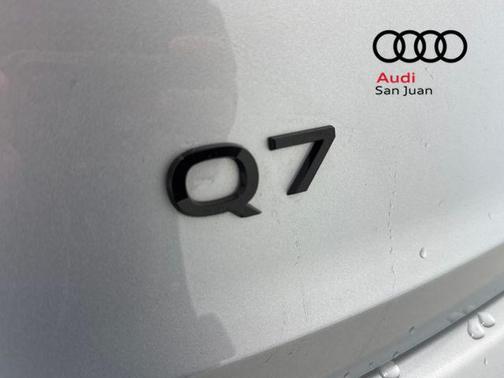 2025 Audi Q7 45 Premium