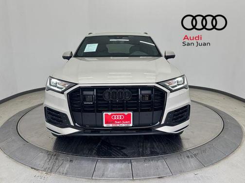 2023 Audi Q7 45 Premium Plus