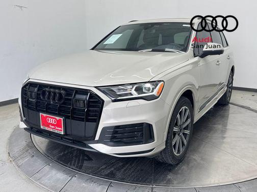2023 Audi Q7 45 Premium Plus