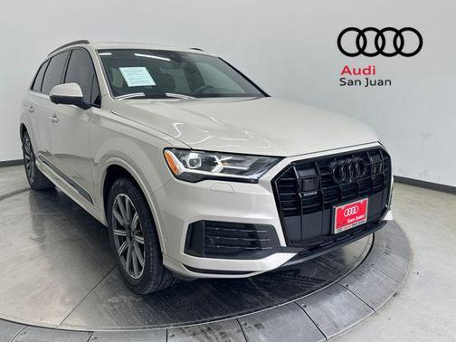 2023 Audi Q7 45 Premium Plus