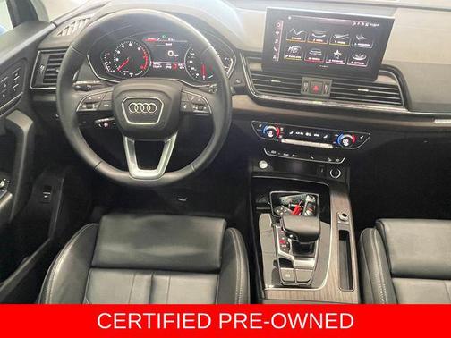 2024 Audi Q5 45 S line Premium